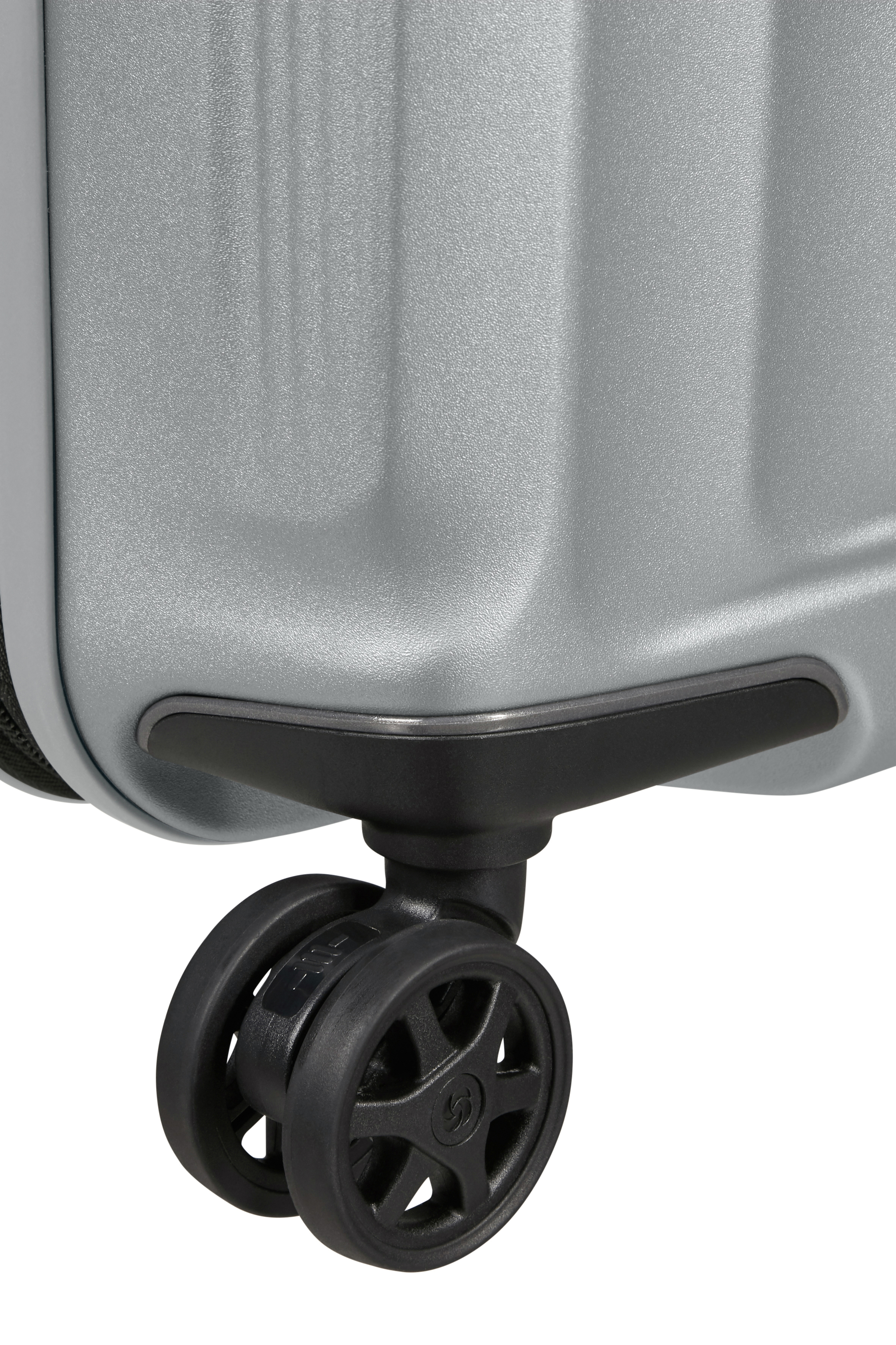 Nuon Spinner 55cm Expandable