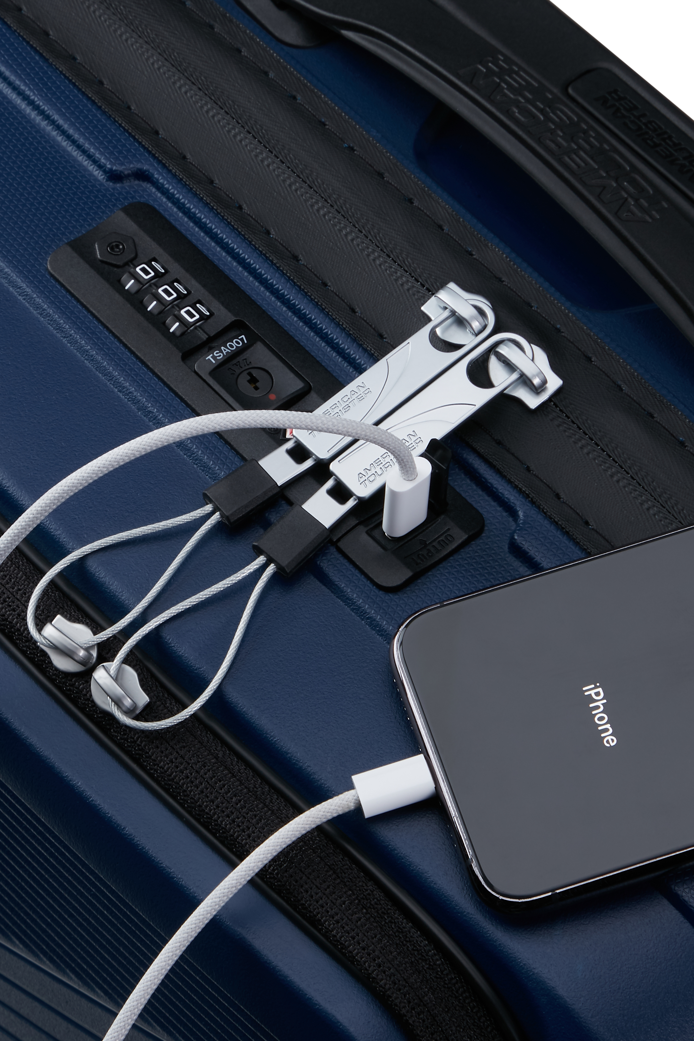 Airconic Spinner 55cm Frontloader 15.6" TSA