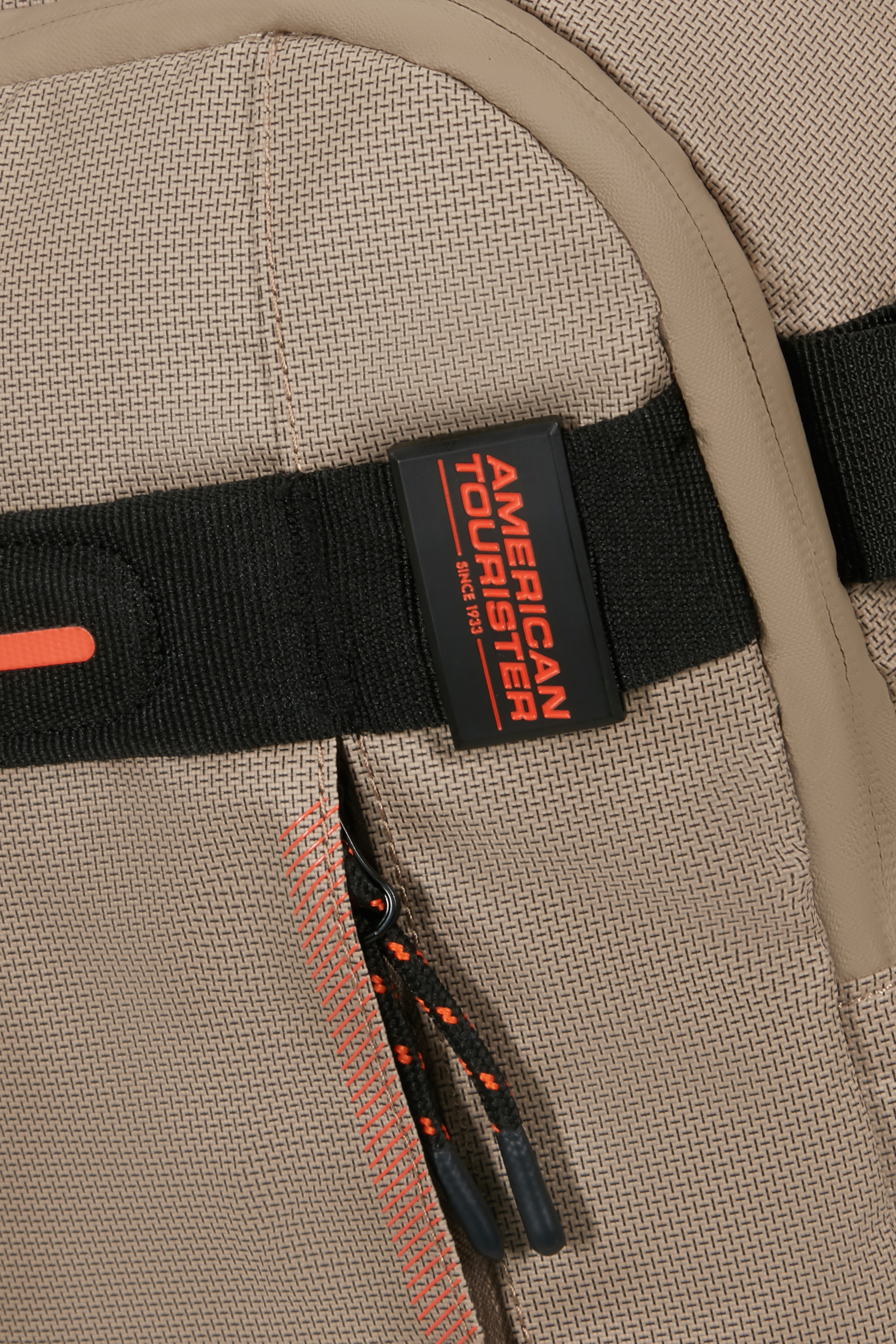 Urban Track Rugzak 15.6" Coated